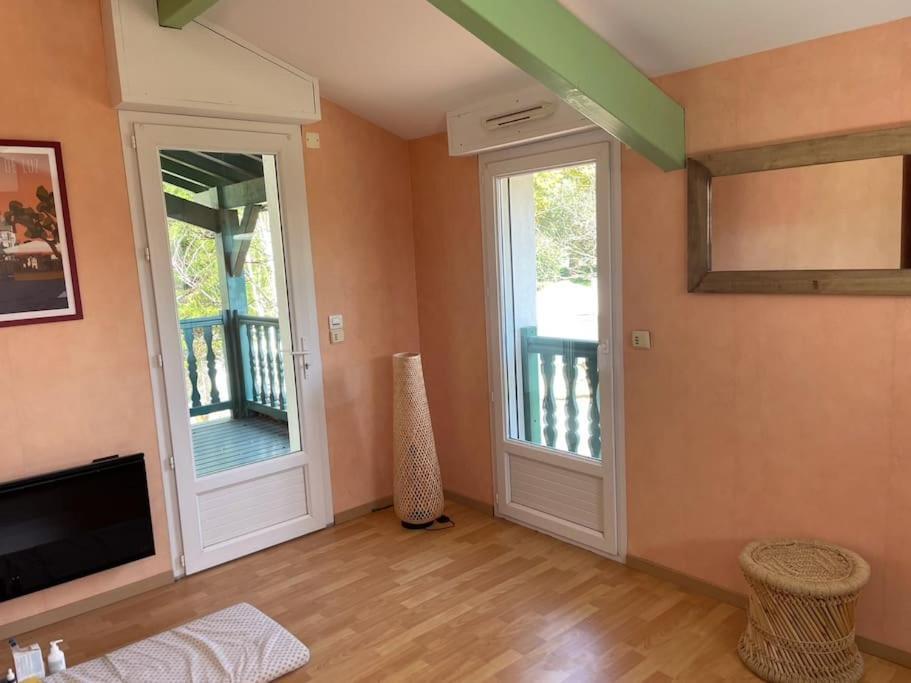 Villa Belle Basque Avec Piscine Et Jardin De 3000m2 *
